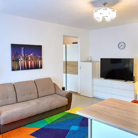 Sunset Astoria Apartment *